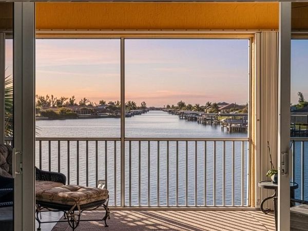 214 Shadroe Cove CIR, Unit 104, CAPE CORAL, FL 33991