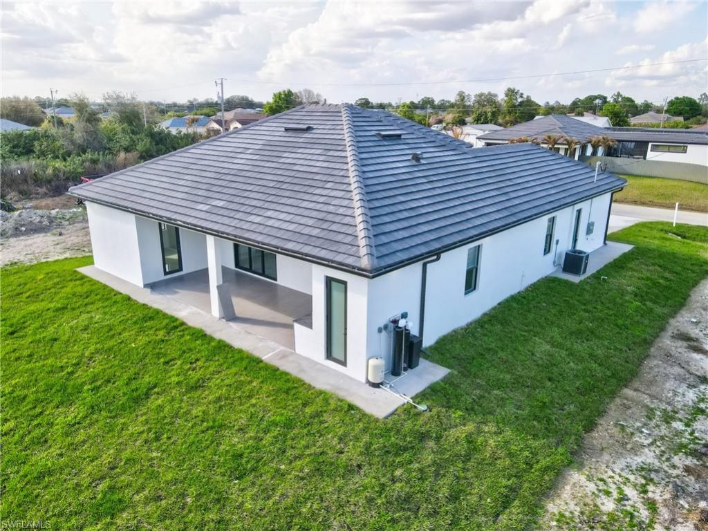 4107 16th St Sw, Lehigh Acres, FL 33976 Photo