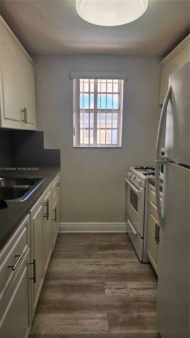 3800 SW 102nd Ave, Unit 221, Miami, FL 33165 Photo