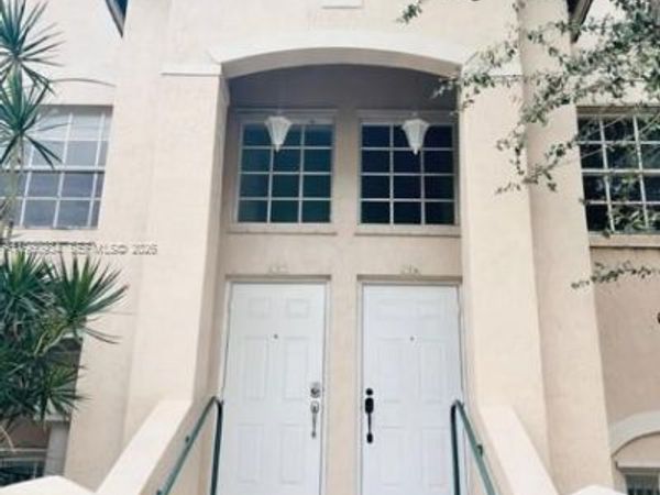 5610 NW 114th Pl, Unit 205, Doral, FL 33178