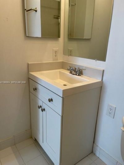 5610 NW 114th Pl, Unit 205, Doral, FL 33178 Photo