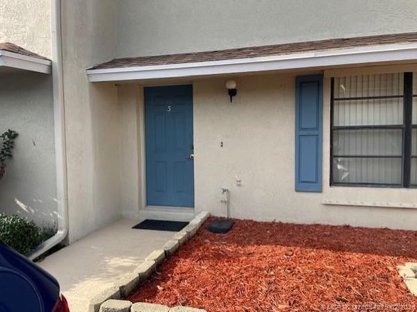 80 SW Blackburn Terrace, Unit 3, Stuart, FL 34997