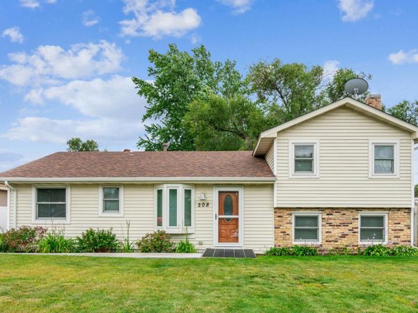 208 106th Avenue NW, Coon Rapids, MN 55448