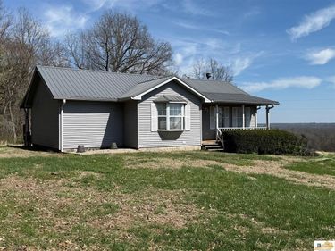 370 Halltown Road, Canmer, KY 42722