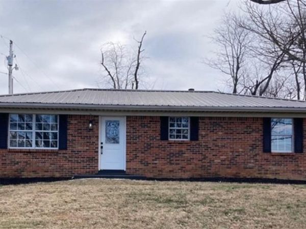 50 Dowell Drive , Tompkinsville, KY 42167
