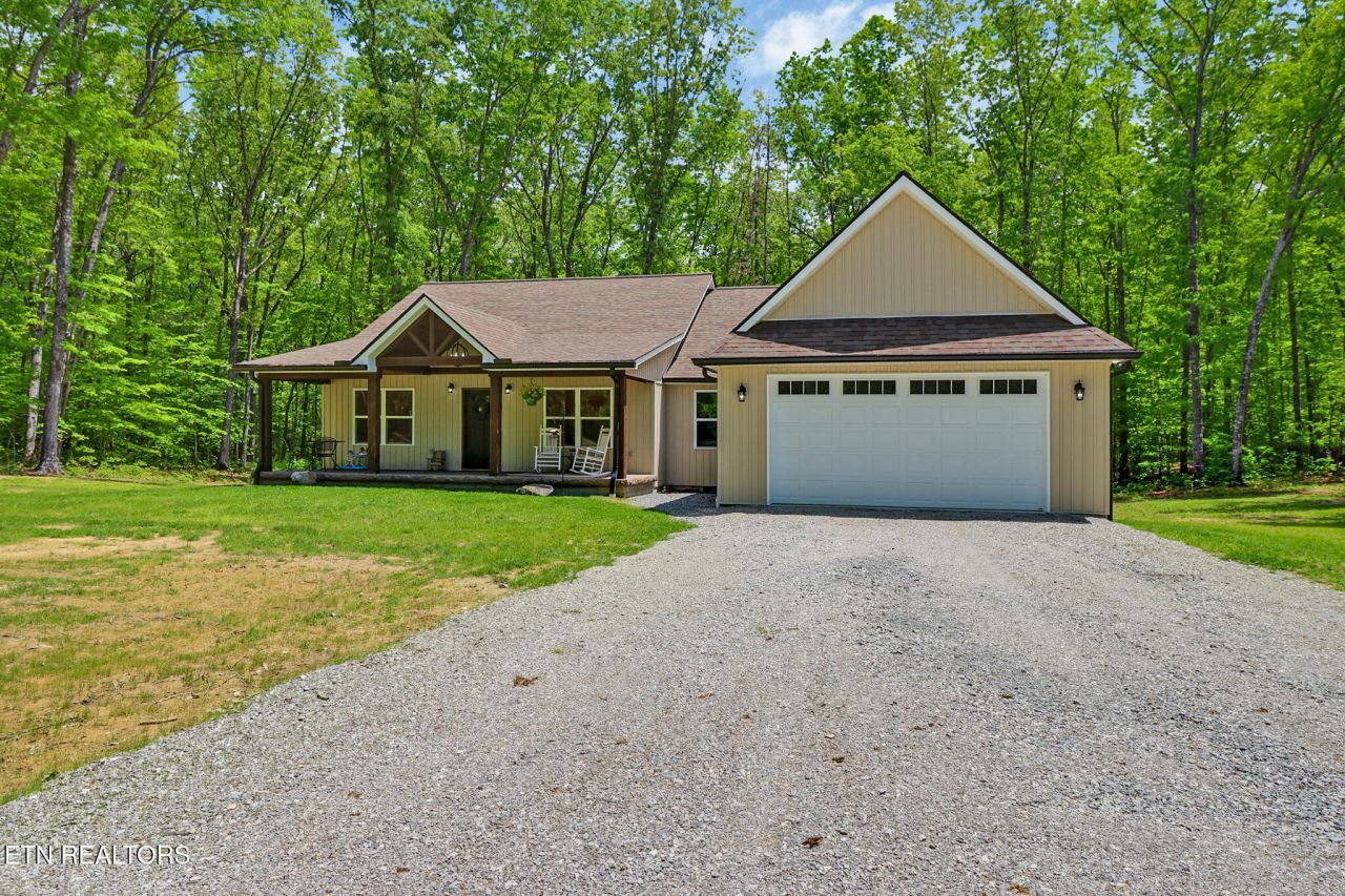 98 Paso Fino Tr Jamestown, TN 38556