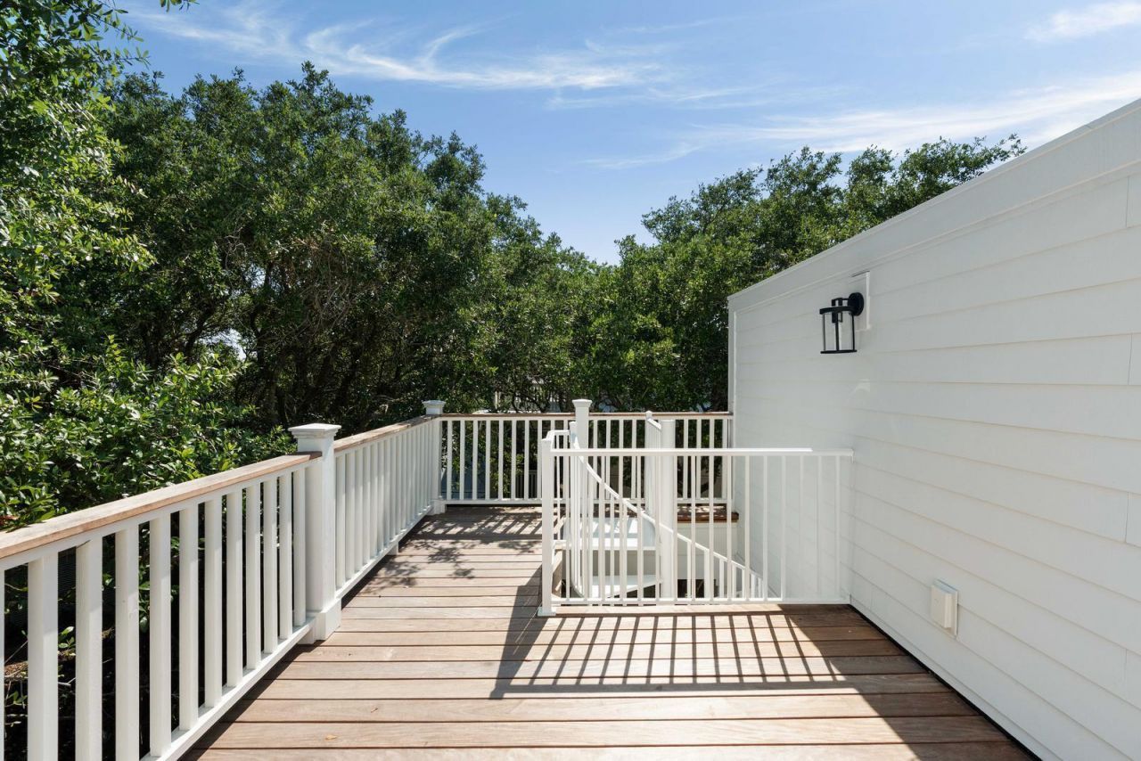 14 55th Avenue Photo 37