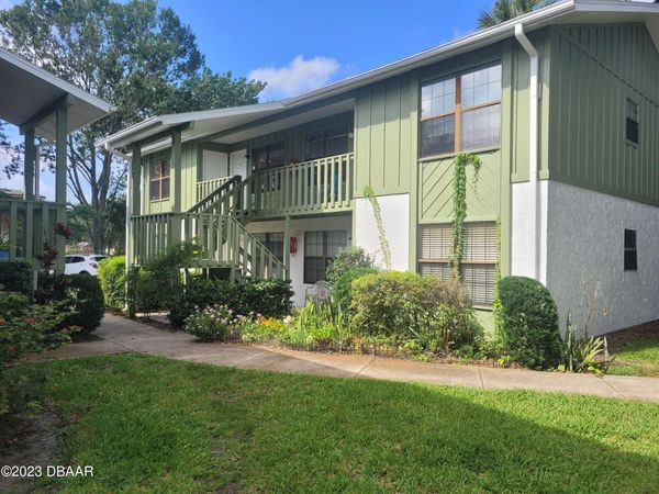840 Center Avenue, Unit 30, Holly Hill, FL 32117