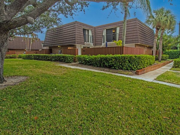 1608 16th Court, Jupiter, FL 33477