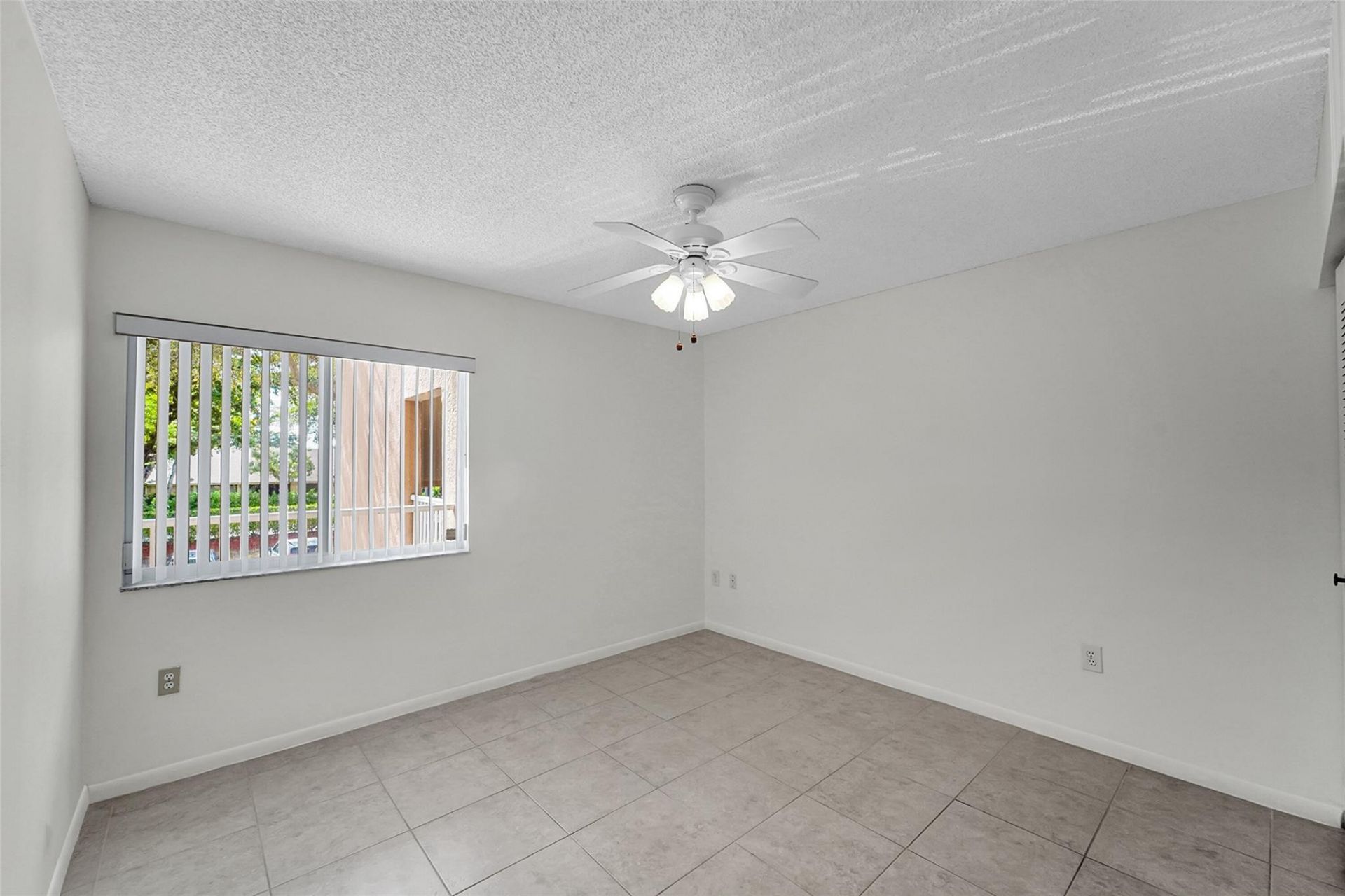 9537 Weldon Circle, Unit 202, Fort Lauderdale, FL 33321 Photo