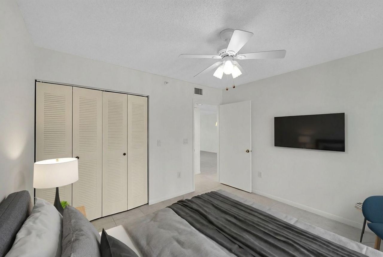 9537 Weldon Circle, Unit 202, Fort Lauderdale, FL 33321 Photo