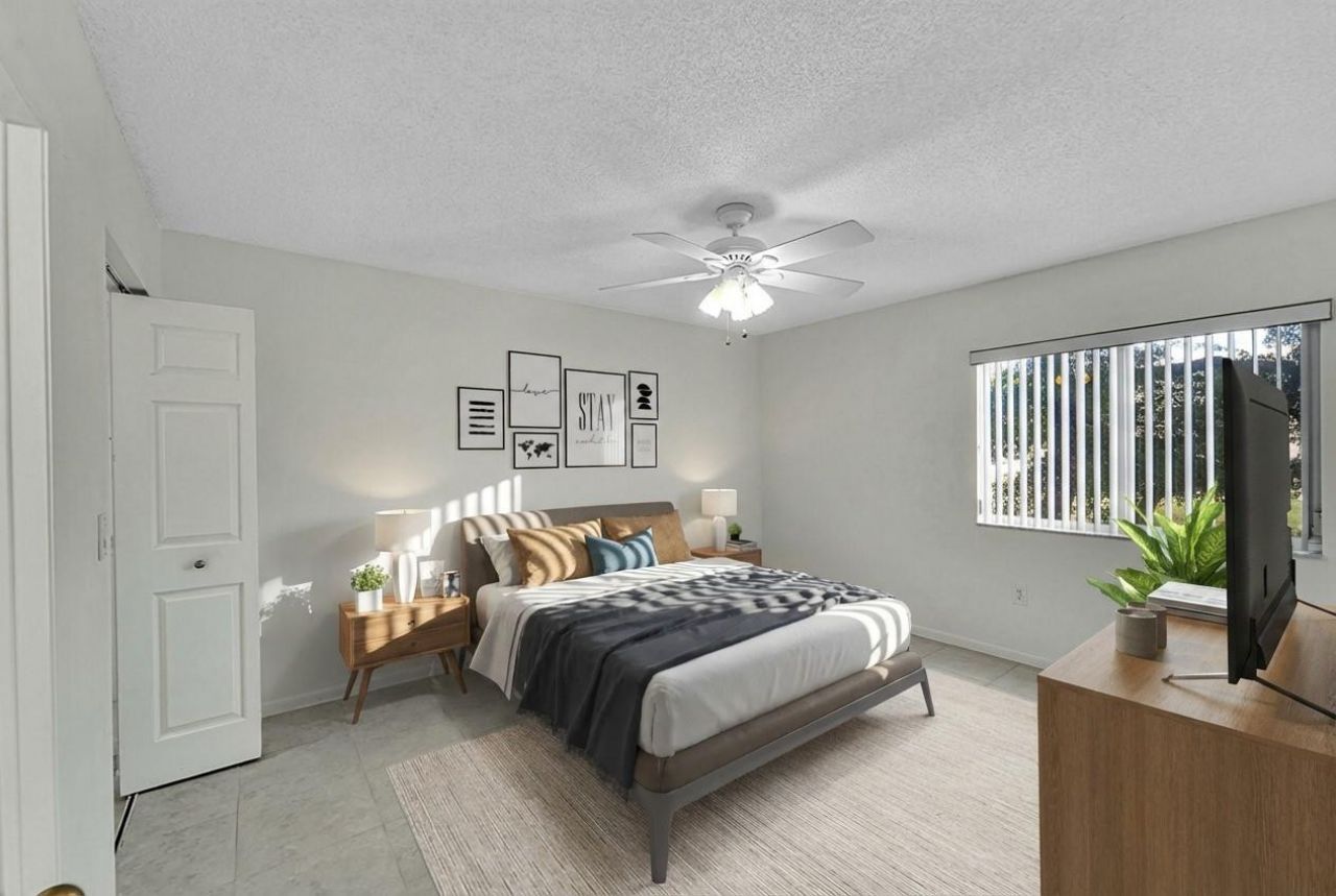 9537 Weldon Circle, Unit 202, Fort Lauderdale, FL 33321 Photo