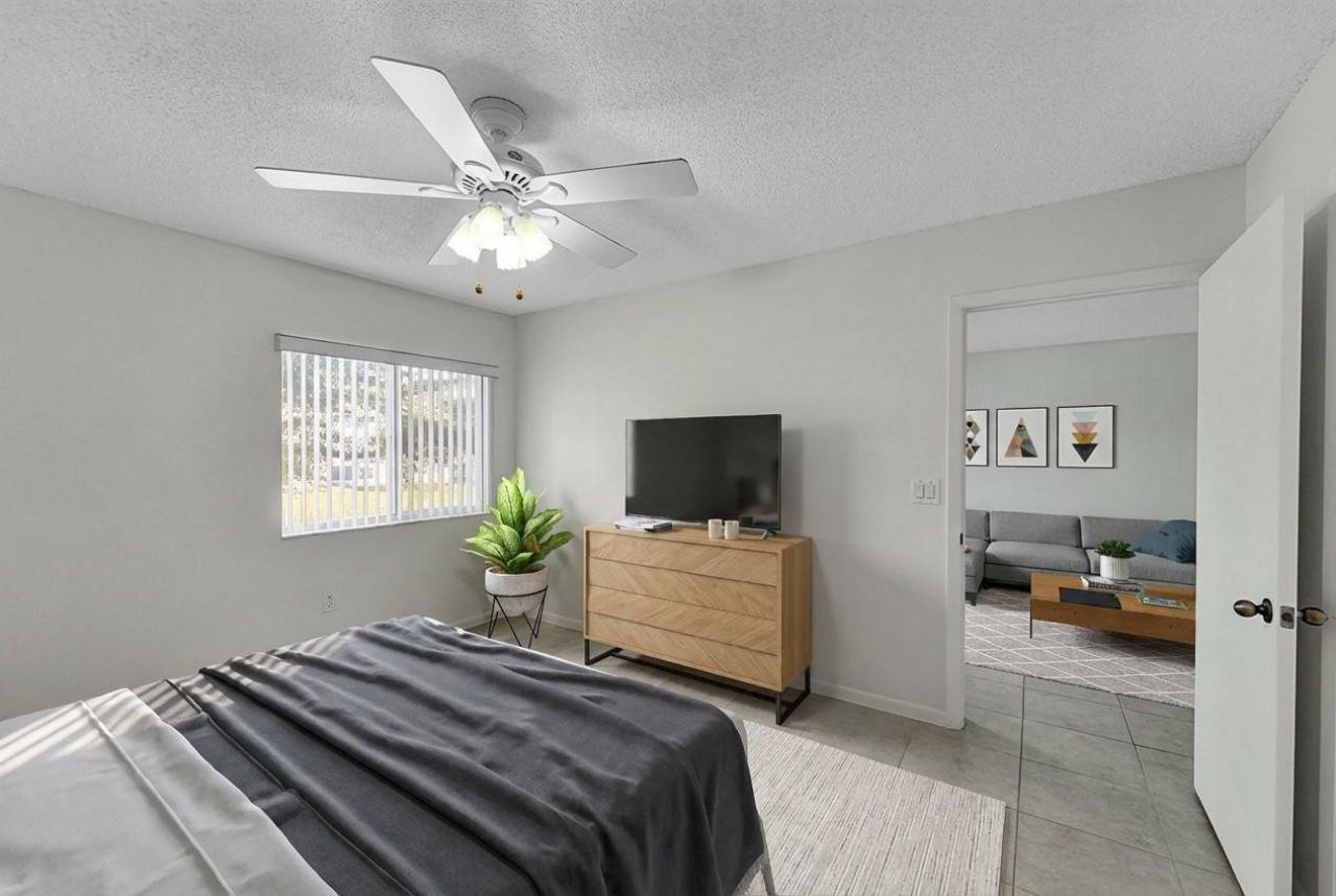 9537 Weldon Circle, Unit 202, Fort Lauderdale, FL 33321 Photo