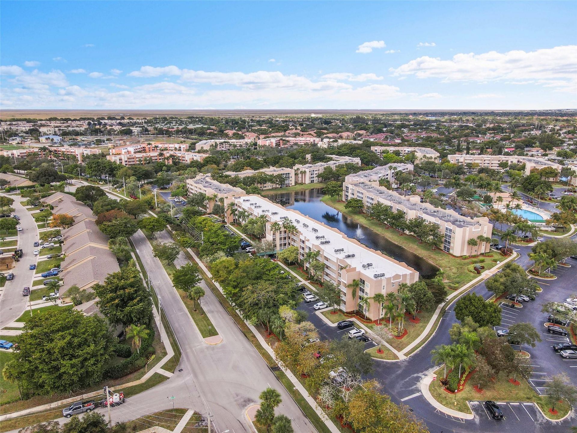 9537 Weldon Circle, Unit 202, Fort Lauderdale, FL 33321 Photo