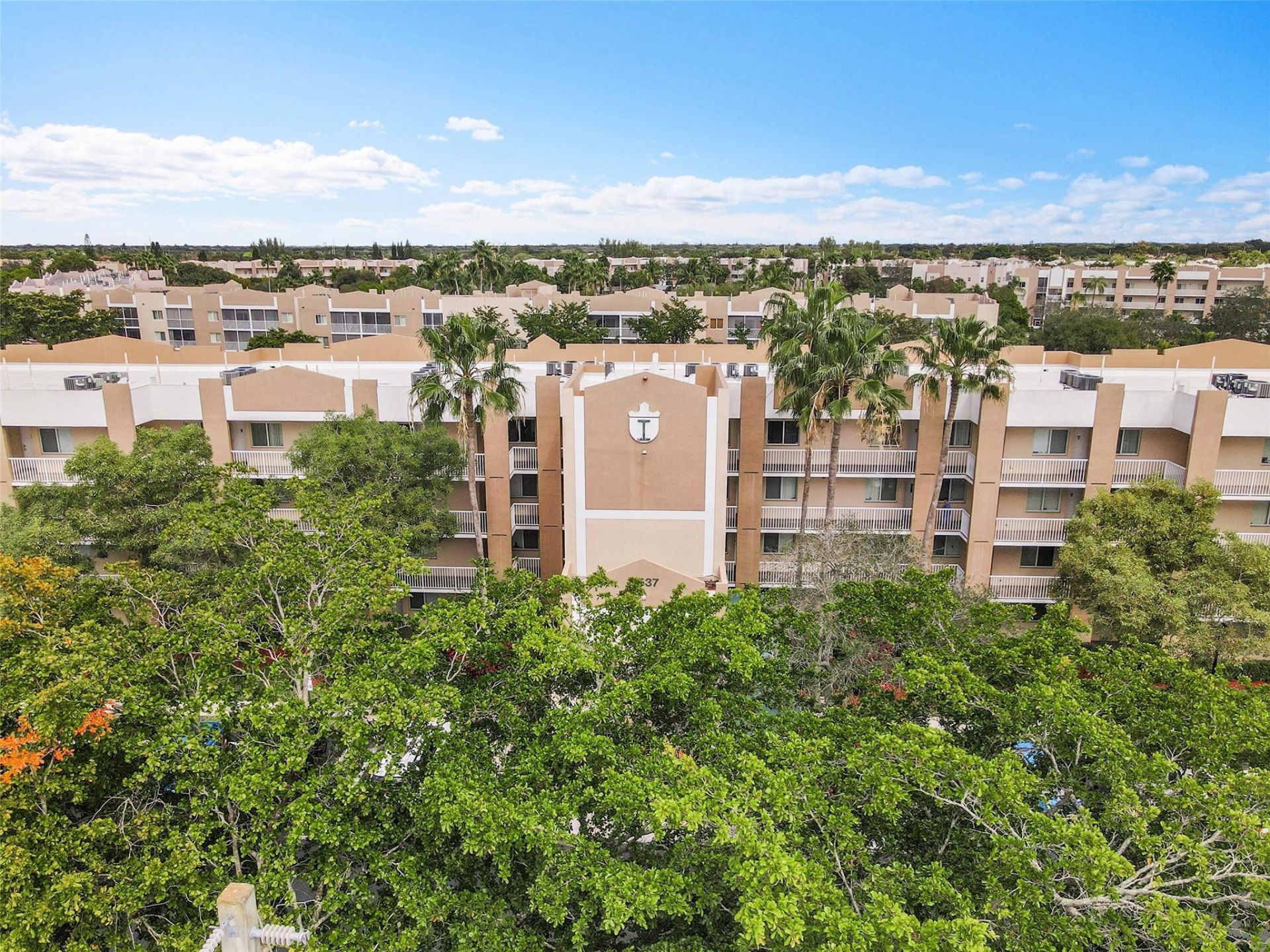 9537 Weldon Circle, Unit 202, Fort Lauderdale, FL 33321 Photo