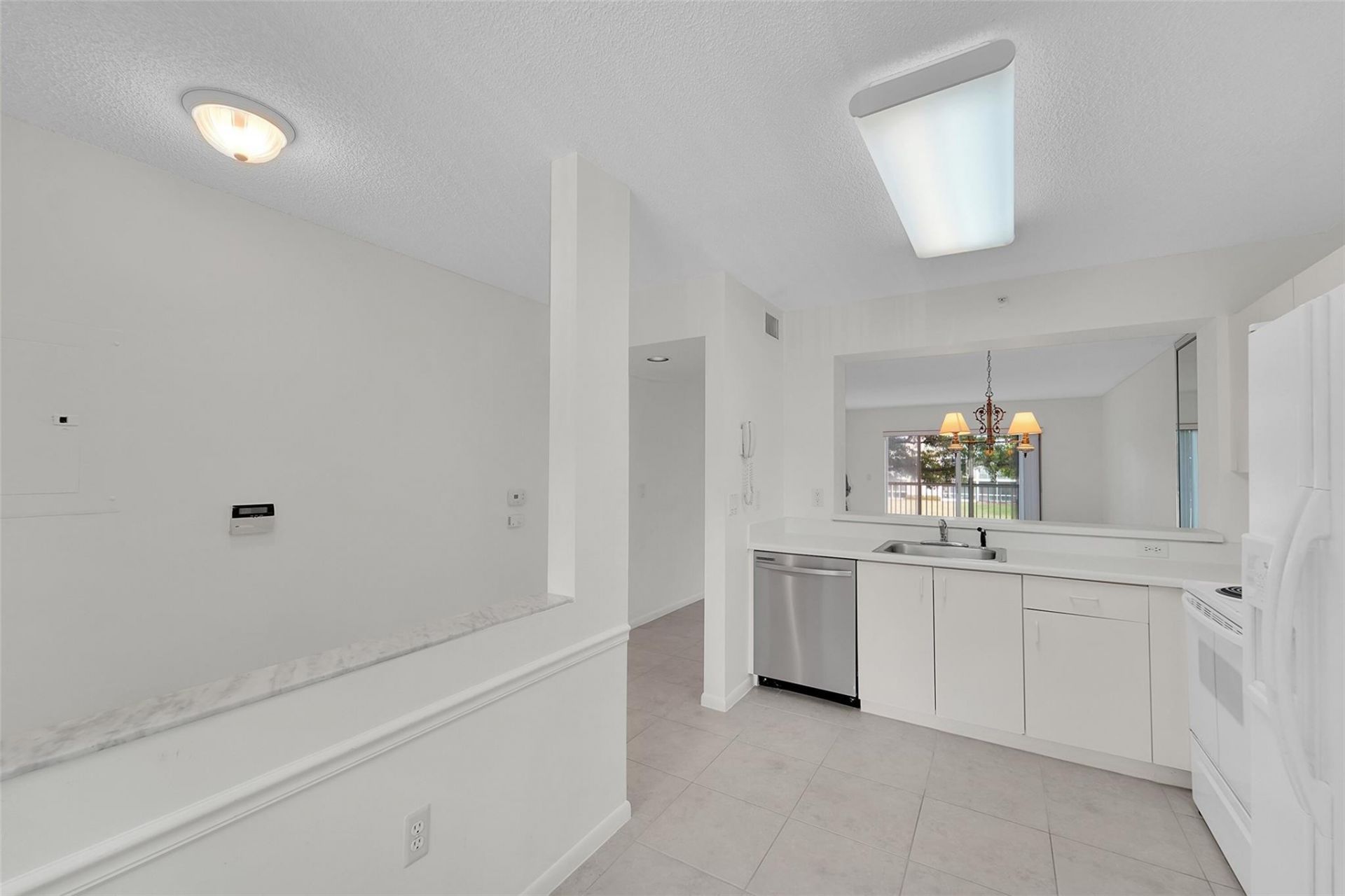 9537 Weldon Circle, Unit 202, Fort Lauderdale, FL 33321 Photo