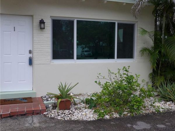 812 NE 15 Avenue, Fort Lauderdale, FL 33304