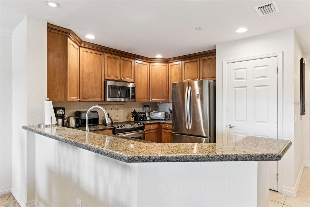 7612 Sandy Ridge Drive, Unit 303, Reunion, FL 34747 Photo