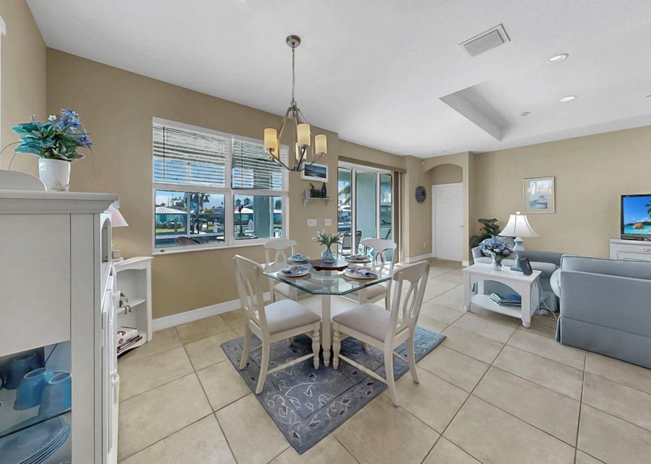 916 Spindle Palm Way, Apollo Beach, FL 33572 Photo