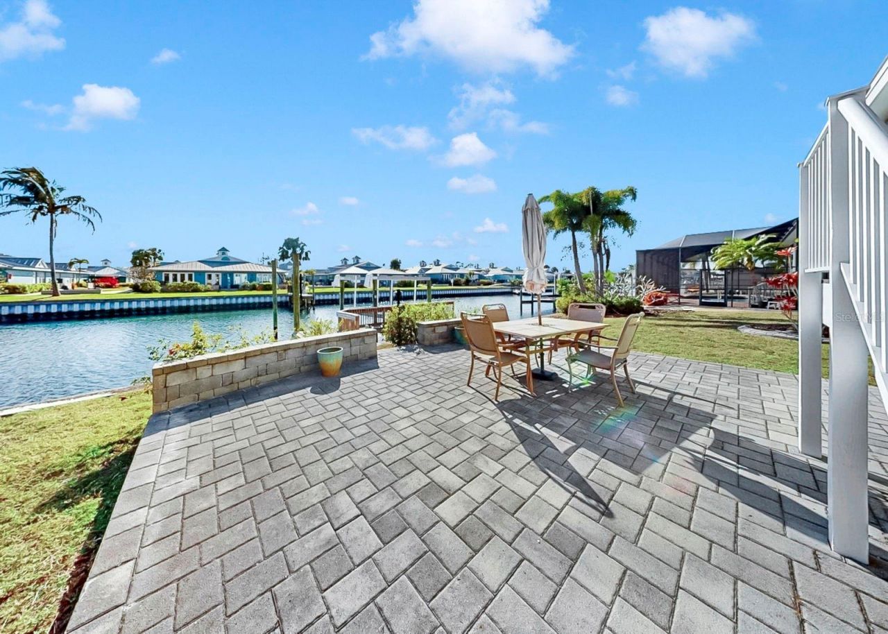 916 Spindle Palm Way, Apollo Beach, FL 33572 Photo