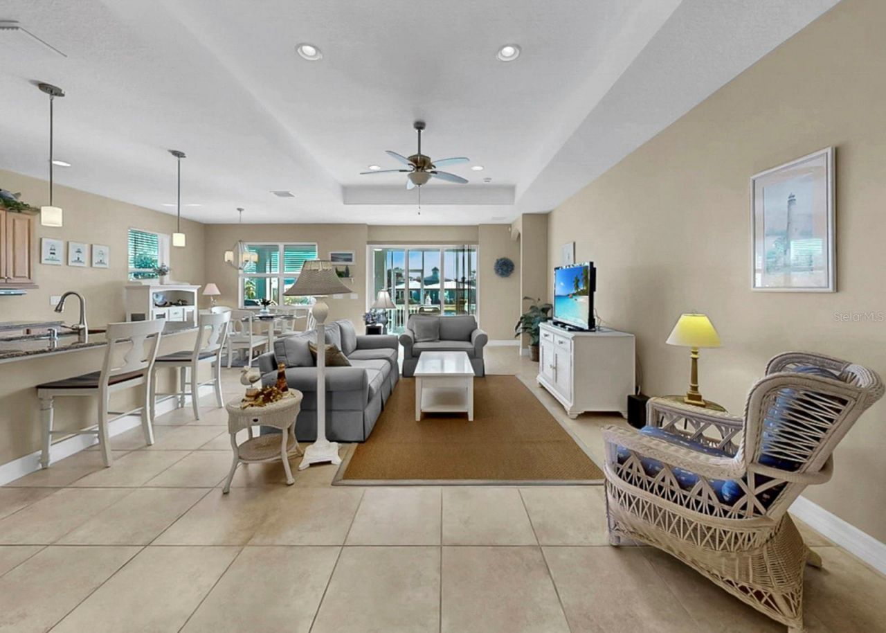916 Spindle Palm Way, Apollo Beach, FL 33572 Photo
