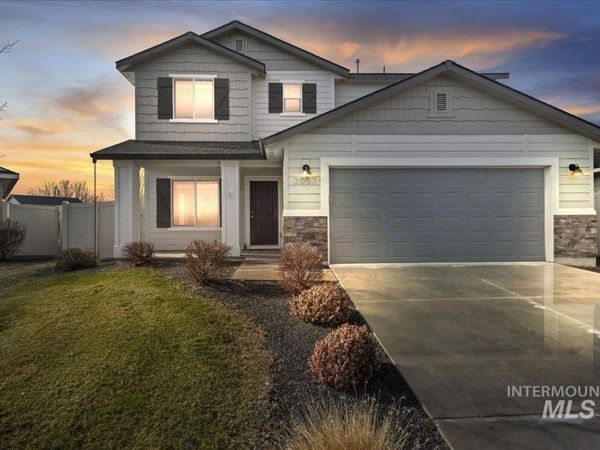 3053 N Saratov Way, Kuna, ID 83634