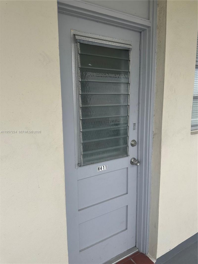 2855 Leonard Dr, Unit H411, Aventura, FL 33160 Photo