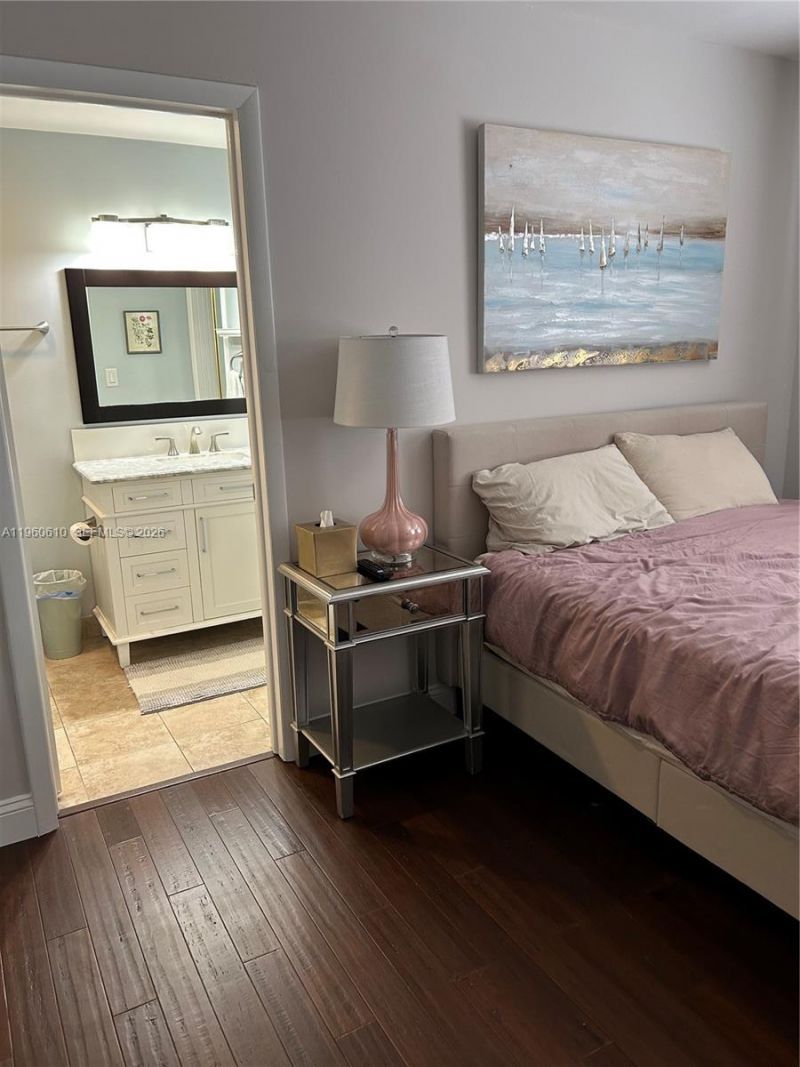 5555 Ludlam Rd, Unit 501, South Miami, FL 33155 Photo