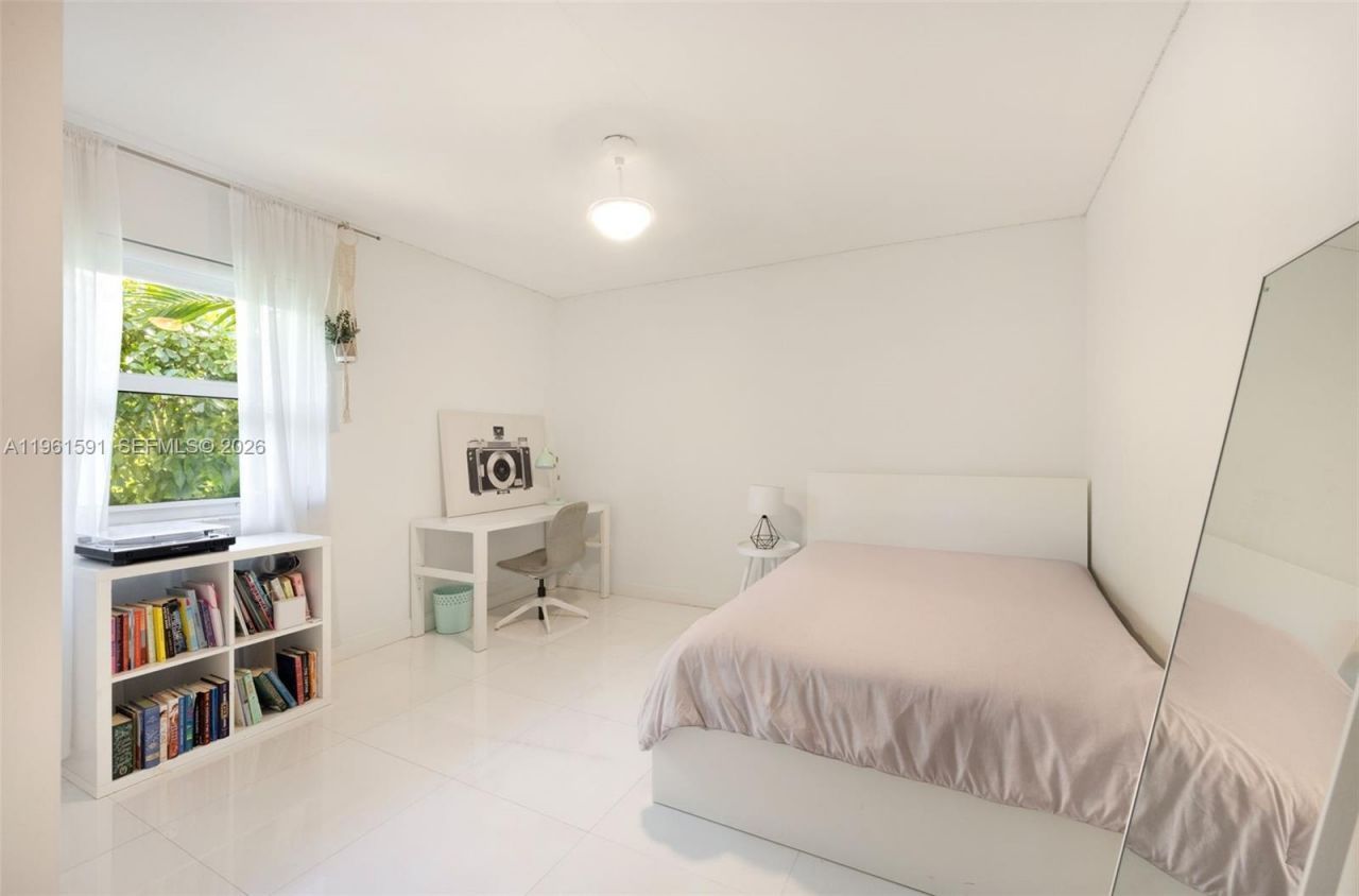1101 Coral Way, Coral Gables, FL 33134 Photo