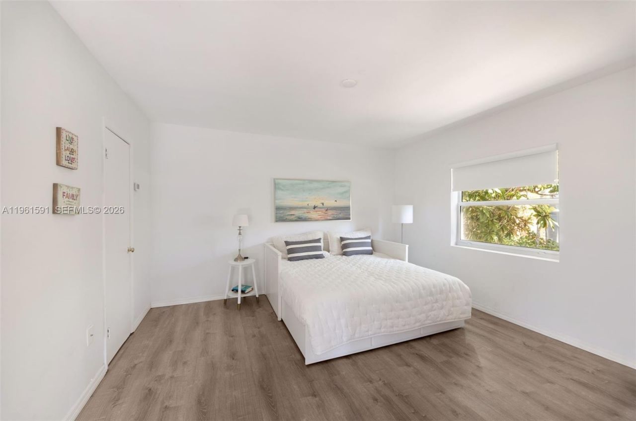 1101 Coral Way, Coral Gables, FL 33134 Photo