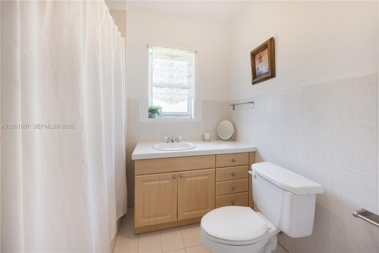 1101 Coral Way, Coral Gables, FL 33134 Photo