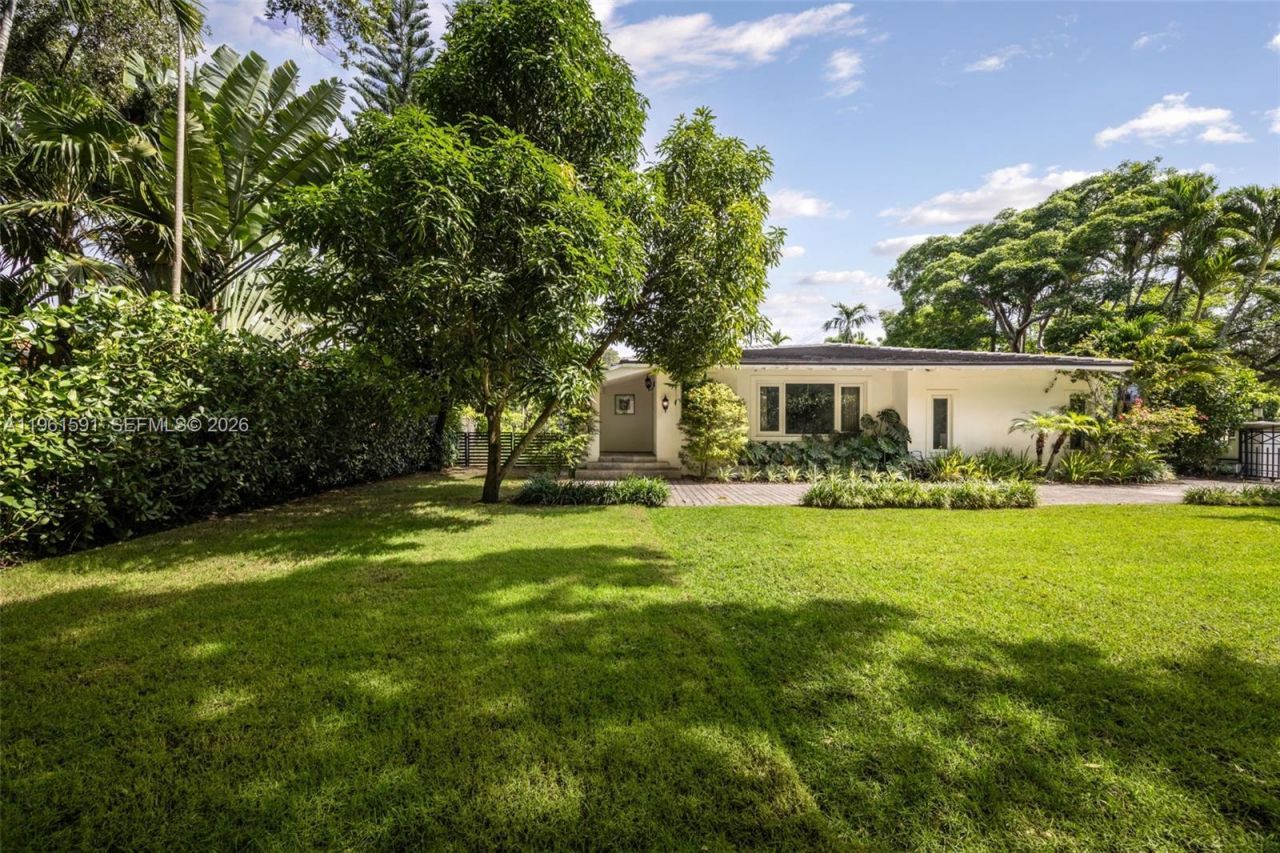 1101 Coral Way, Coral Gables, FL 33134 Photo