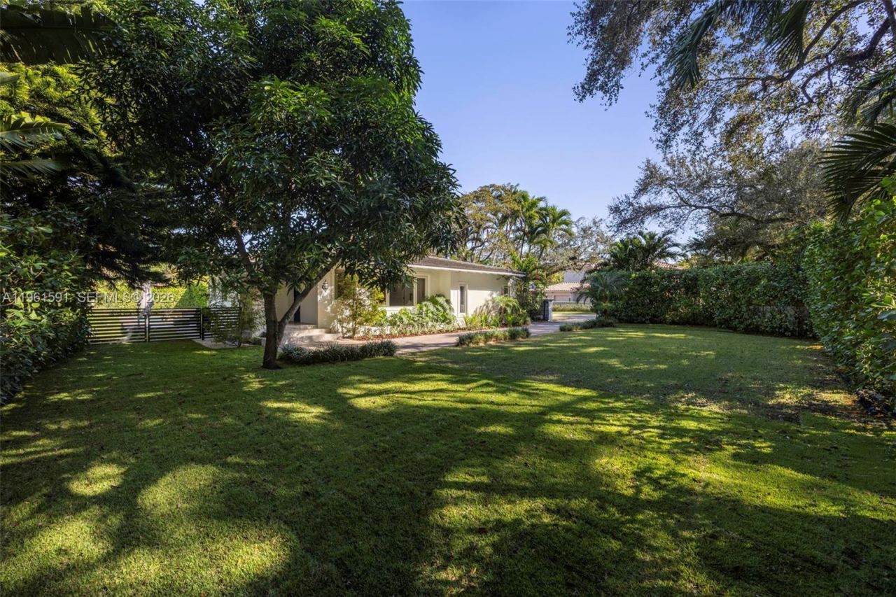 1101 Coral Way , Coral Gables, FL 33134 Photo