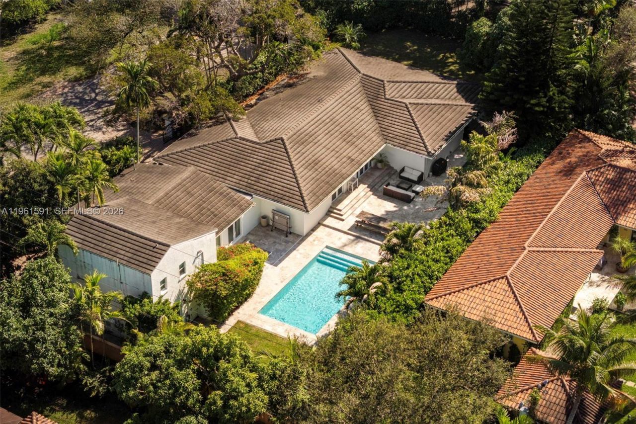 1101 Coral Way, Coral Gables, FL 33134 Photo