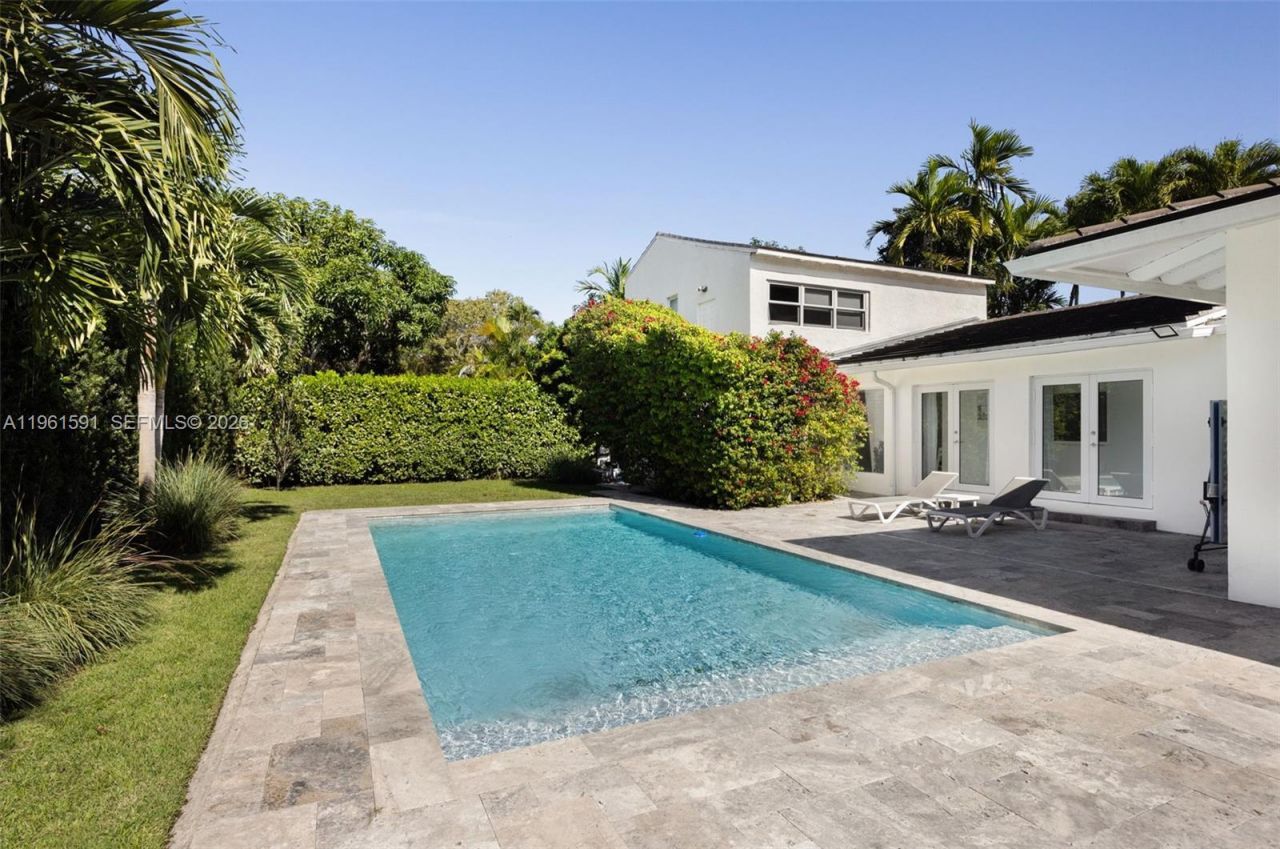1101 Coral Way, Coral Gables, FL 33134 Photo