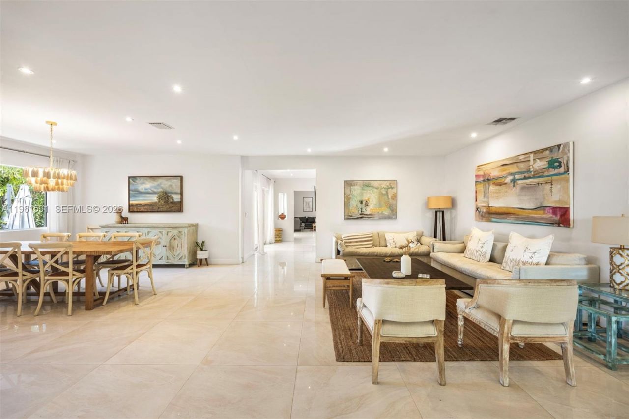 1101 Coral Way, Coral Gables, FL 33134 Photo