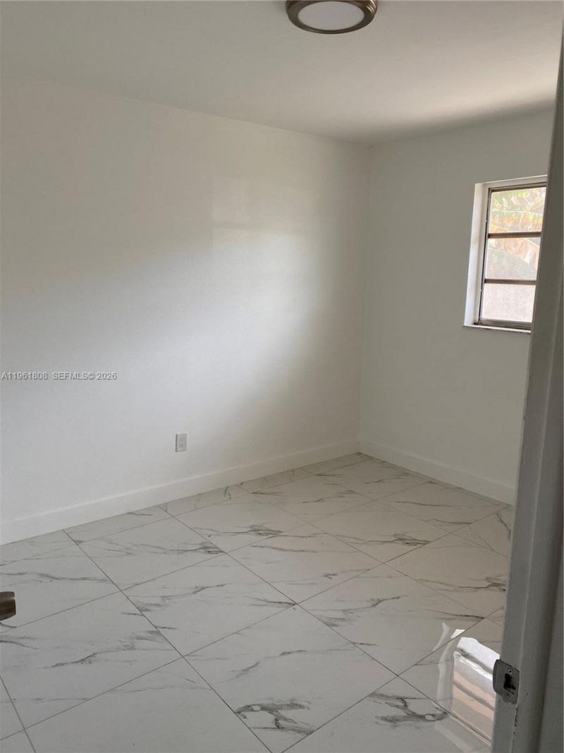 121 E 6th St, Hialeah, FL 33010 Photo