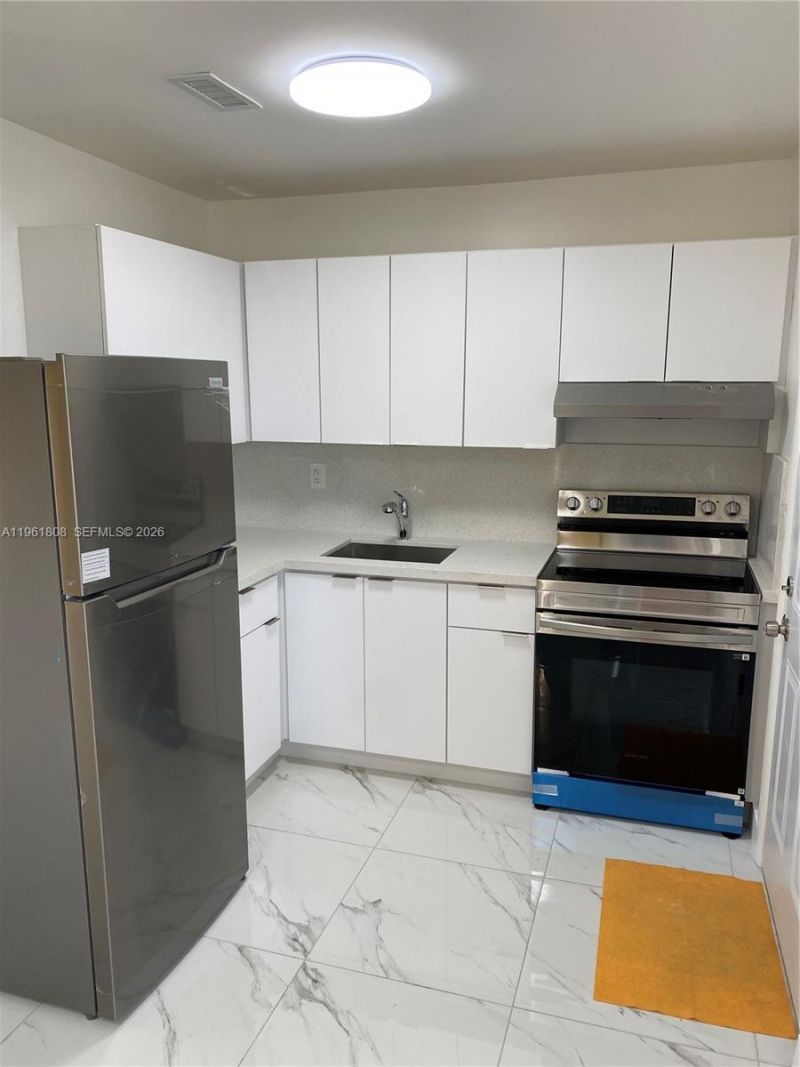 121 E 6th St, Hialeah, FL 33010 Photo