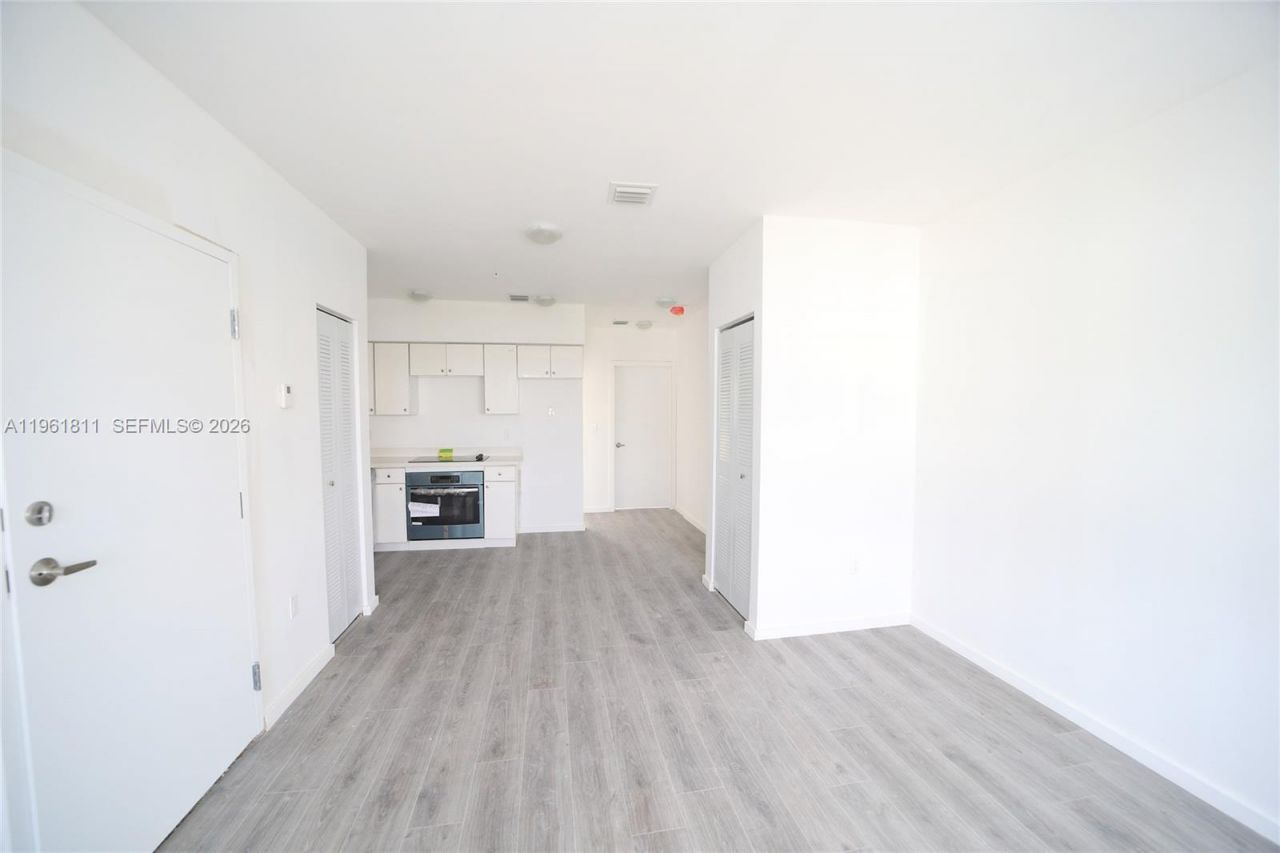 810 7th St, Unit 104, Miami Beach, FL 33139 Photo