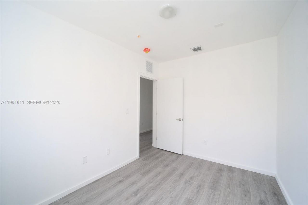 810 7th St, Unit 104, Miami Beach, FL 33139 Photo