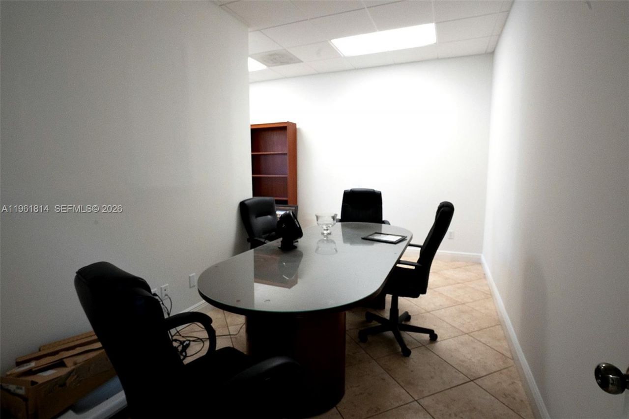 5791 NW 151st St, Unit 5791-A, Miami Lakes, FL 33014 Photo