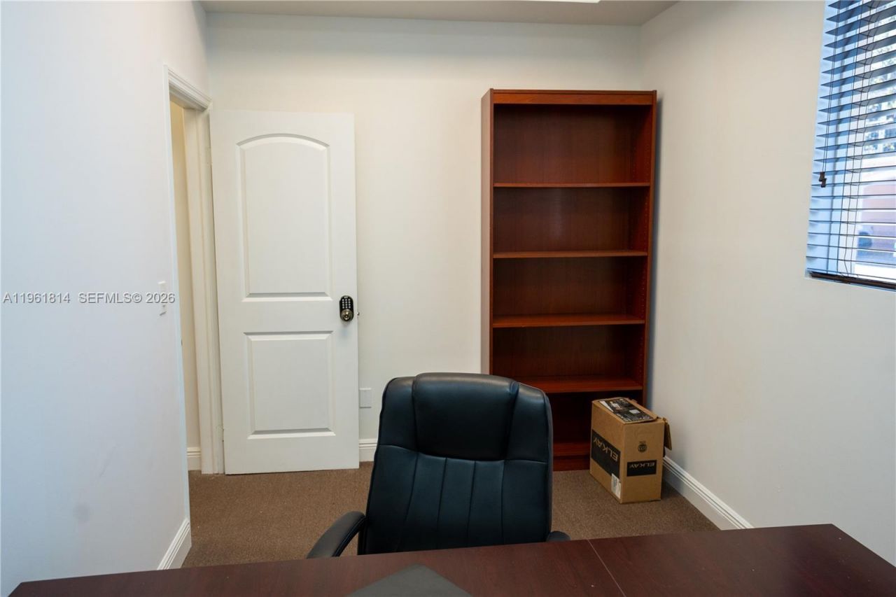 5791 NW 151st St, Unit 5791-A, Miami Lakes, FL 33014 Photo