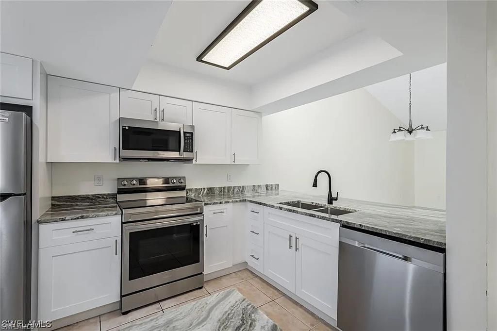 3739 SW 9th Ave, Unit 113, Cape Coral, FL 33914 Photo