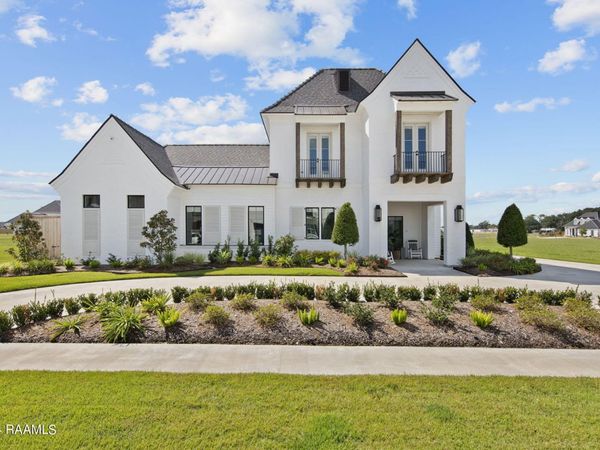 106 Dusty Ridge Drive, Youngsville, LA 70592