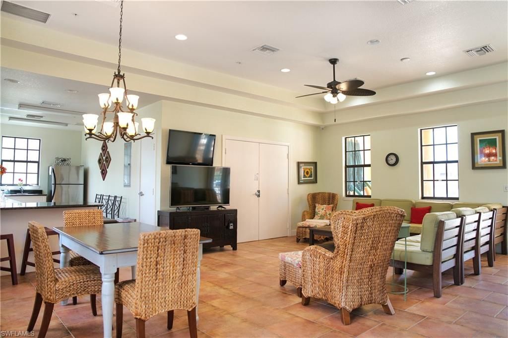 13730 Julias Way, Unit 726, Fort Myers, FL 33919 Photo