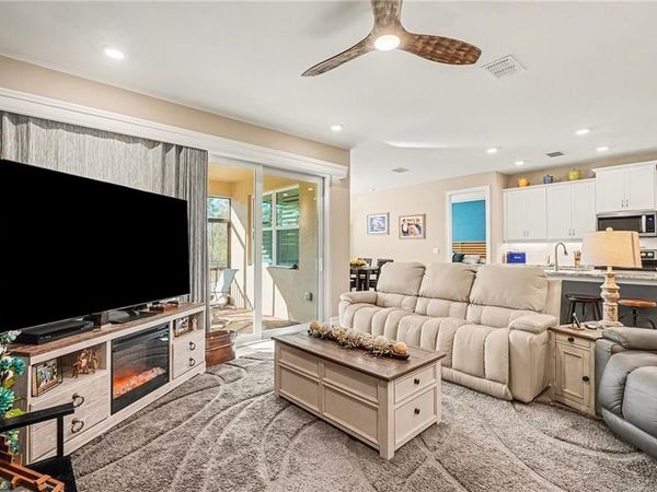 3816 Crosswater DR, NORTH FORT MYERS, FL 33917