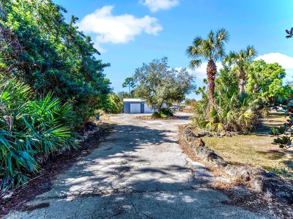 409 Edison Ave, Lehigh Acres, FL 33972 Photo