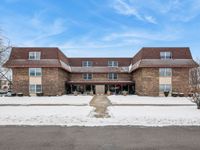 475 SHENSTONE Road, Riverside, IL 60546 primary photo