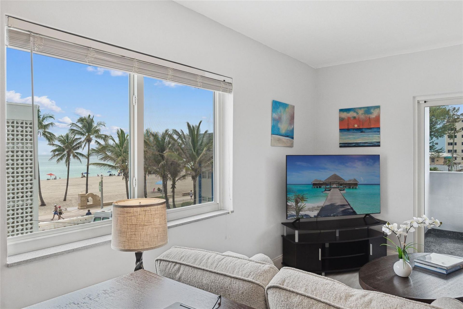 320 S Surf Road, Unit 301, Hollywood, FL 33019 Photo