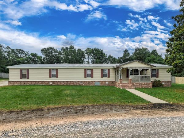 1001 Crystal Hill Road, Hot Springs, AR 71913